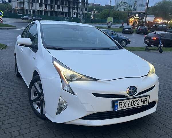 Белый Тойота Приус, объемом двигателя 1.8 л и пробегом 240 тыс. км за 17700 $, фото 38 на Automoto.ua