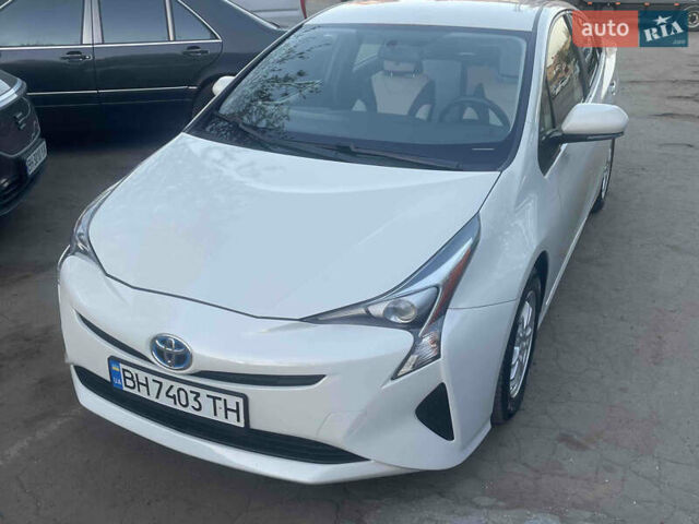 Білий Тойота Пріус, об'ємом двигуна 1.8 л та пробігом 34 тис. км за 15500 $, фото 1 на Automoto.ua