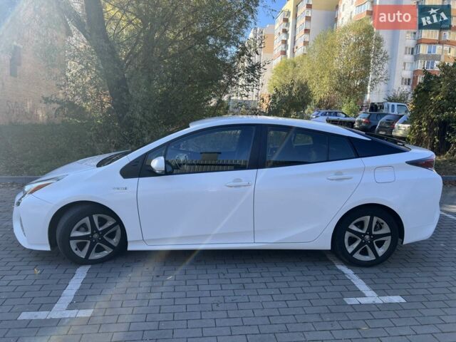 Белый Тойота Приус, объемом двигателя 1.8 л и пробегом 240 тыс. км за 17200 $, фото 12 на Automoto.ua