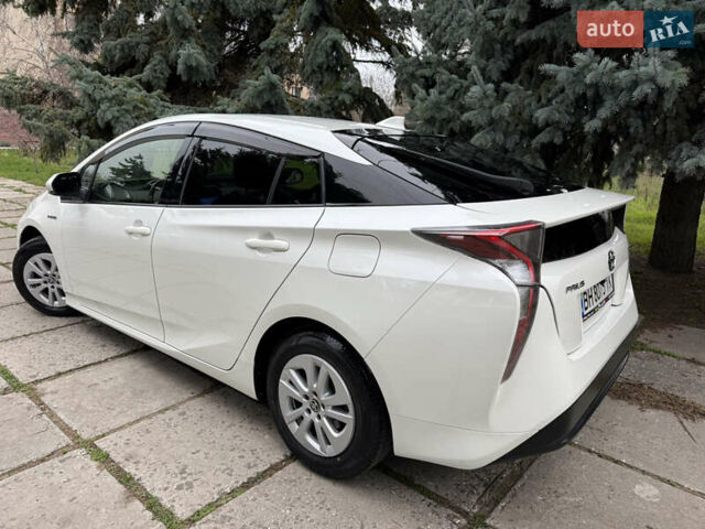 Белый Тойота Приус, объемом двигателя 1.8 л и пробегом 135 тыс. км за 14800 $, фото 29 на Automoto.ua