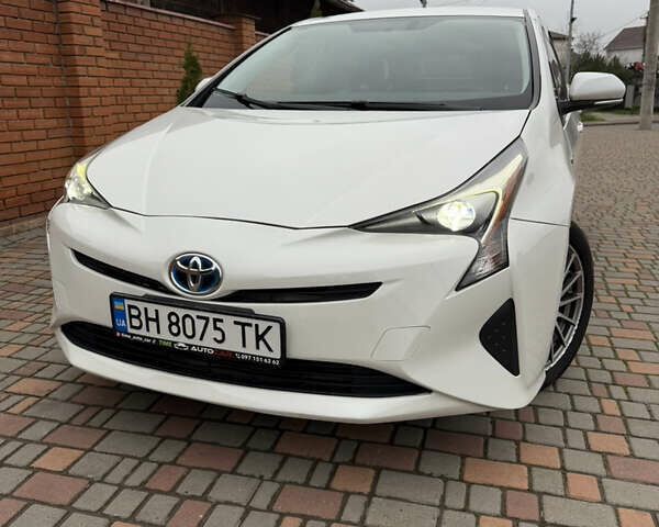 Белый Тойота Приус, объемом двигателя 1.8 л и пробегом 134 тыс. км за 14800 $, фото 17 на Automoto.ua