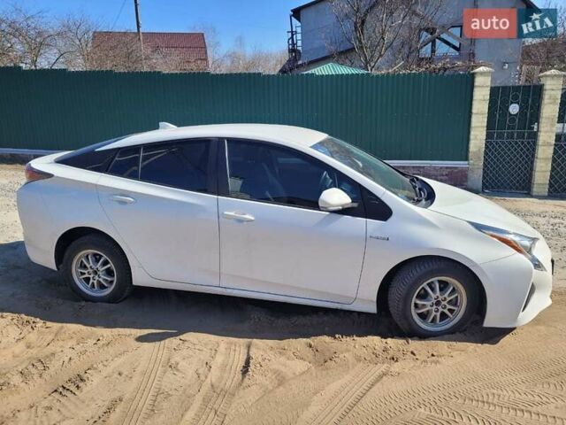 Белый Тойота Приус, объемом двигателя 1.8 л и пробегом 115 тыс. км за 14000 $, фото 11 на Automoto.ua