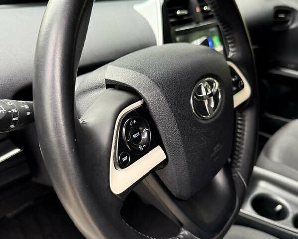 Белый Тойота Приус, объемом двигателя 1.8 л и пробегом 135 тыс. км за 14800 $, фото 60 на Automoto.ua