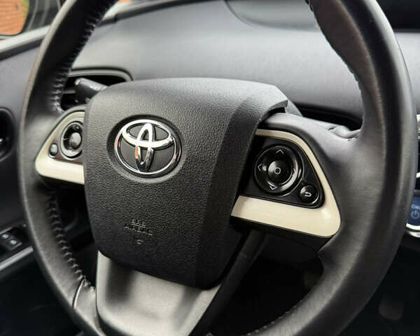 Белый Тойота Приус, объемом двигателя 1.8 л и пробегом 134 тыс. км за 14800 $, фото 46 на Automoto.ua