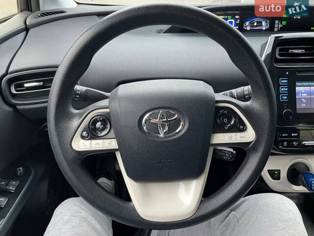 Белый Тойота Приус, объемом двигателя 1.8 л и пробегом 120 тыс. км за 15900 $, фото 22 на Automoto.ua