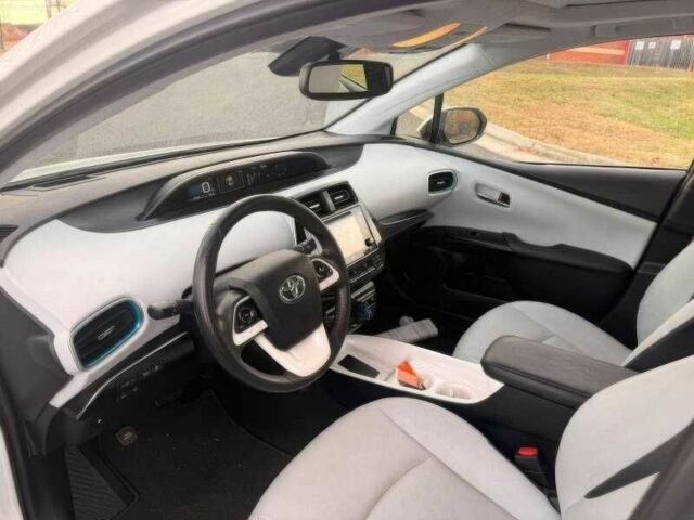 Белый Тойота Приус, объемом двигателя 1.8 л и пробегом 89 тыс. км за 4500 $, фото 8 на Automoto.ua