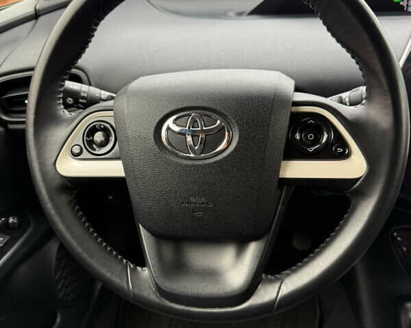 Белый Тойота Приус, объемом двигателя 1.8 л и пробегом 134 тыс. км за 14800 $, фото 44 на Automoto.ua