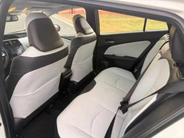 Белый Тойота Приус, объемом двигателя 1.8 л и пробегом 89 тыс. км за 4500 $, фото 9 на Automoto.ua