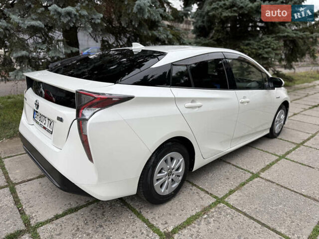 Белый Тойота Приус, объемом двигателя 1.8 л и пробегом 135 тыс. км за 14800 $, фото 24 на Automoto.ua