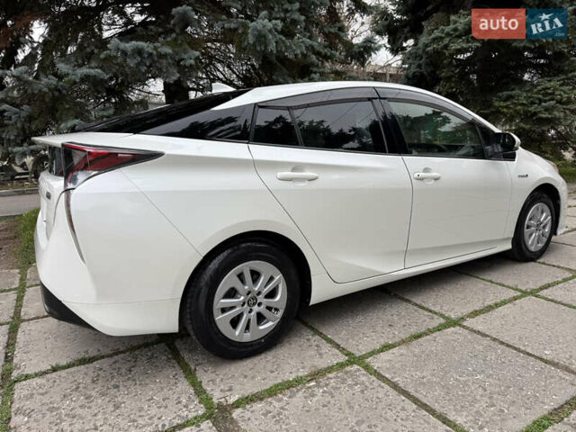 Белый Тойота Приус, объемом двигателя 1.8 л и пробегом 135 тыс. км за 14800 $, фото 25 на Automoto.ua