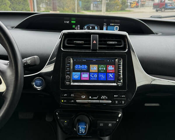 Белый Тойота Приус, объемом двигателя 1.8 л и пробегом 134 тыс. км за 14800 $, фото 42 на Automoto.ua