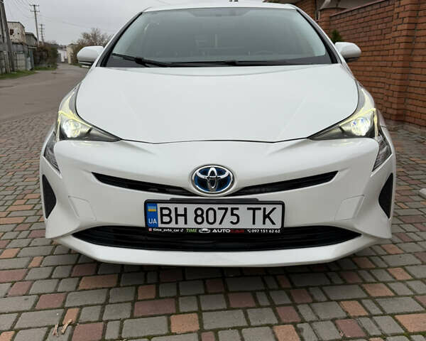 Белый Тойота Приус, объемом двигателя 1.8 л и пробегом 134 тыс. км за 14800 $, фото 33 на Automoto.ua