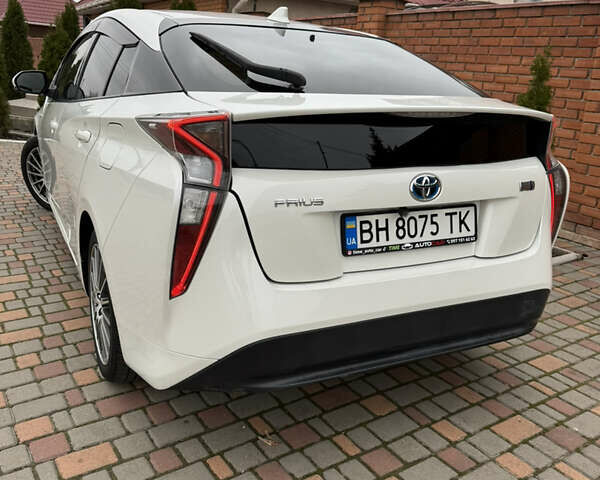 Белый Тойота Приус, объемом двигателя 1.8 л и пробегом 134 тыс. км за 14800 $, фото 9 на Automoto.ua