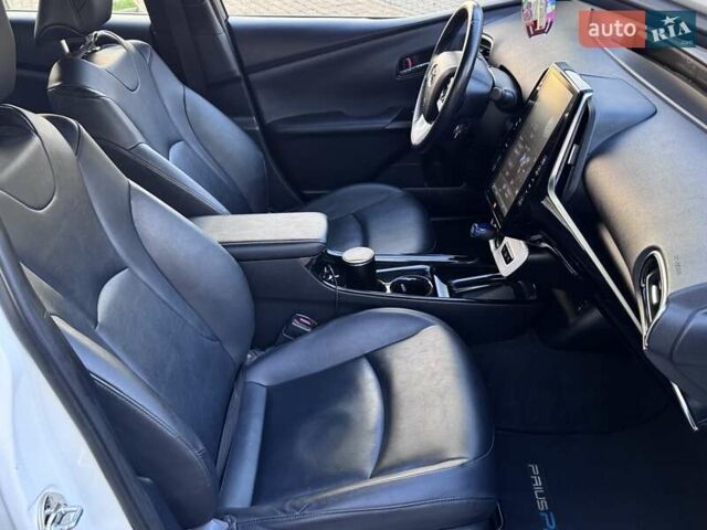 Білий Тойота Пріус, об'ємом двигуна 1.8 л та пробігом 91 тис. км за 17900 $, фото 24 на Automoto.ua