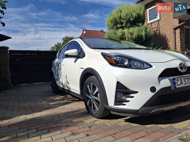 Білий Тойота Пріус, об'ємом двигуна 1.5 л та пробігом 126 тис. км за 13850 $, фото 6 на Automoto.ua