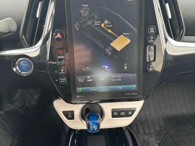 Белый Тойота Приус, объемом двигателя 1.8 л и пробегом 90 тыс. км за 21000 $, фото 5 на Automoto.ua