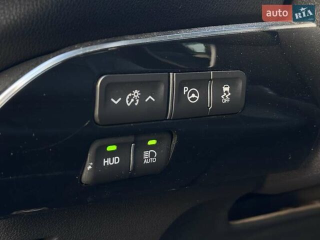 Білий Тойота Пріус, об'ємом двигуна 1.8 л та пробігом 91 тис. км за 17900 $, фото 16 на Automoto.ua