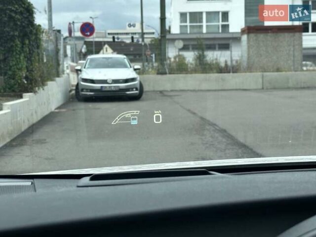 Белый Тойота Приус, объемом двигателя 1.8 л и пробегом 125 тыс. км за 17300 $, фото 1 на Automoto.ua