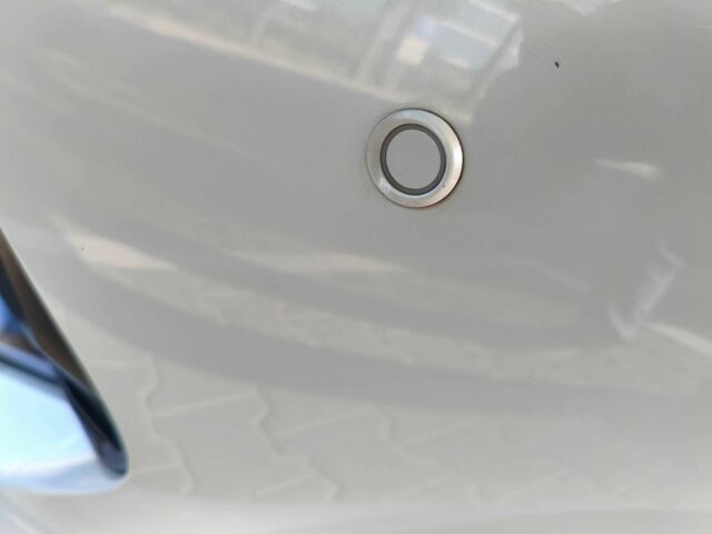 Білий Тойота Пріус, об'ємом двигуна 1.5 л та пробігом 73 тис. км за 12800 $, фото 20 на Automoto.ua