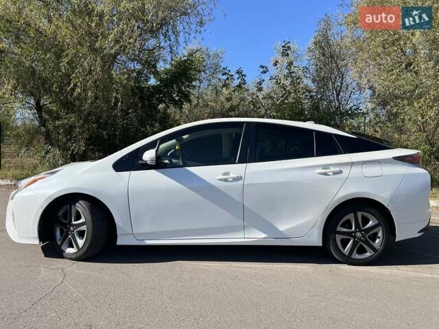 Белый Тойота Приус, объемом двигателя 1.8 л и пробегом 147 тыс. км за 16500 $, фото 8 на Automoto.ua