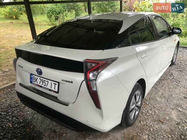 Белый Тойота Приус, объемом двигателя 1.8 л и пробегом 128 тыс. км за 18400 $, фото 8 на Automoto.ua