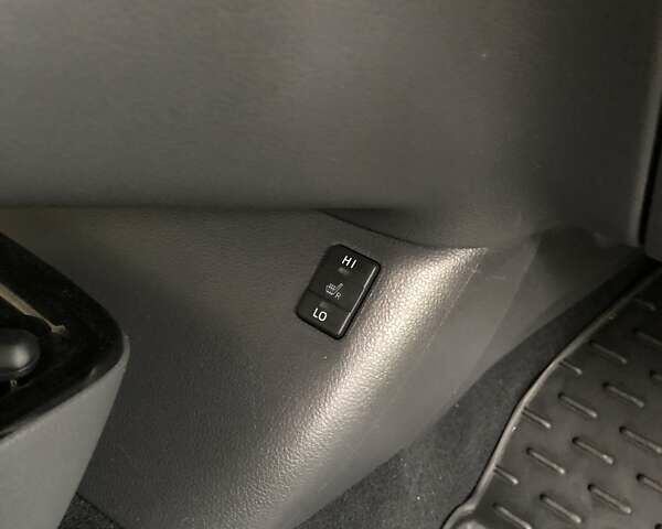 Белый Тойота Приус, объемом двигателя 1.8 л и пробегом 128 тыс. км за 18400 $, фото 38 на Automoto.ua