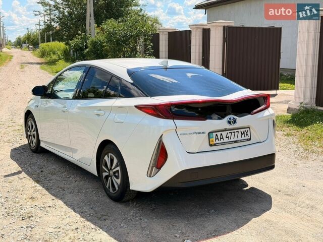 Білий Тойота Пріус, об'ємом двигуна 1.8 л та пробігом 95 тис. км за 18499 $, фото 22 на Automoto.ua
