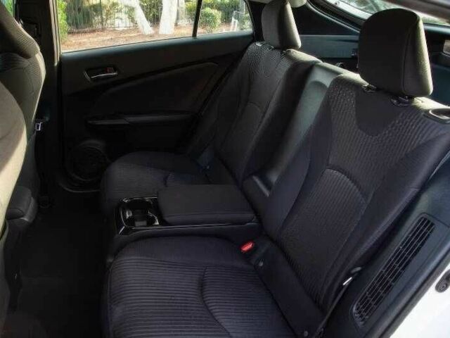 Белый Тойота Приус, объемом двигателя 1.8 л и пробегом 68 тыс. км за 4600 $, фото 11 на Automoto.ua