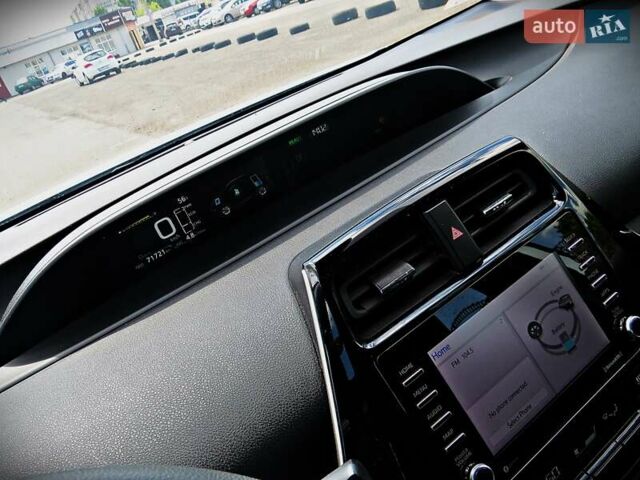 Белый Тойота Приус, объемом двигателя 1.8 л и пробегом 71 тыс. км за 22600 $, фото 8 на Automoto.ua