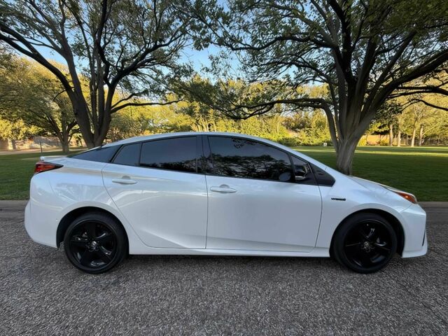 Белый Тойота Приус, объемом двигателя 1.8 л и пробегом 30 тыс. км за 11200 $, фото 3 на Automoto.ua