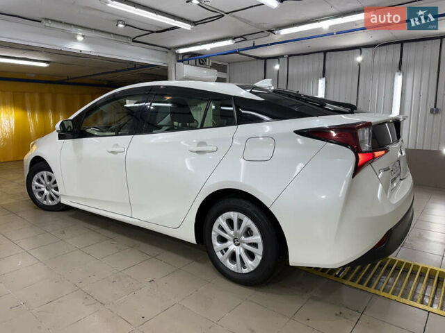 Білий Тойота Пріус, об'ємом двигуна 1.8 л та пробігом 42 тис. км за 17200 $, фото 17 на Automoto.ua