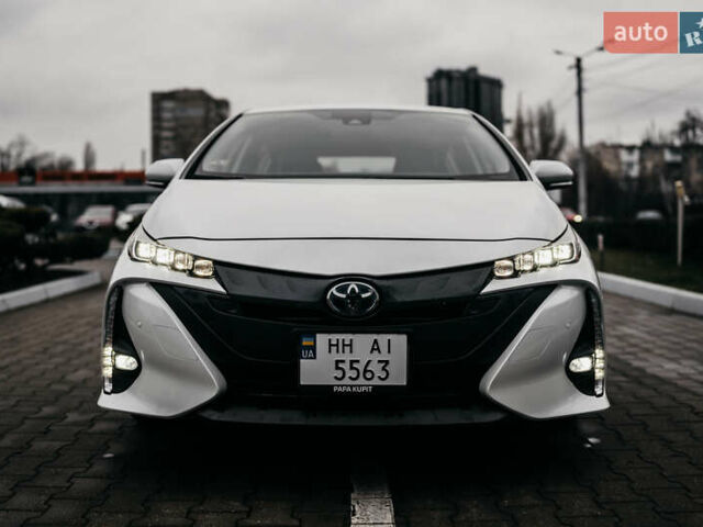 Белый Тойота Приус, объемом двигателя 1.8 л и пробегом 52 тыс. км за 22500 $, фото 1 на Automoto.ua