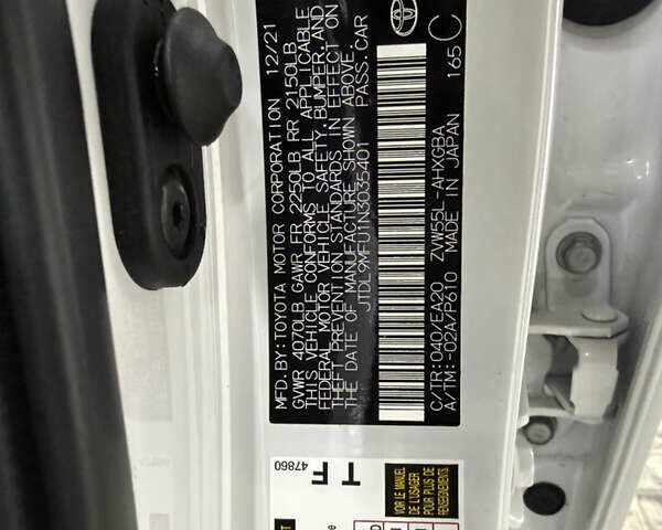 Белый Тойота Приус, объемом двигателя 1.8 л и пробегом 45 тыс. км за 22999 $, фото 23 на Automoto.ua