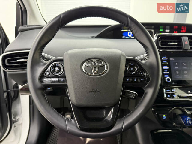 Белый Тойота Приус, объемом двигателя 1.8 л и пробегом 45 тыс. км за 22999 $, фото 8 на Automoto.ua