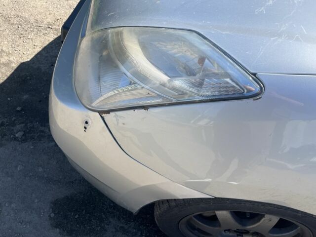 Белый Тойота Приус, объемом двигателя 1.6 л и пробегом 180 тыс. км за 5700 $, фото 6 на Automoto.ua