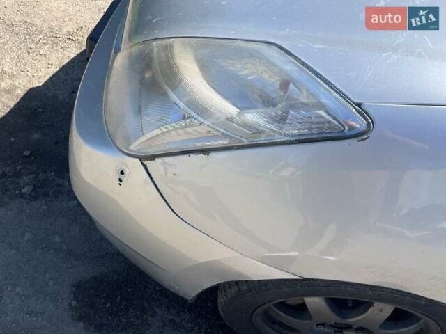 Белый Тойота Приус, объемом двигателя 1.6 л и пробегом 180 тыс. км за 5700 $, фото 5 на Automoto.ua