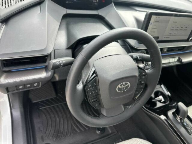 Белый Тойота Приус, объемом двигателя 2 л и пробегом 39 тыс. км за 12000 $, фото 7 на Automoto.ua