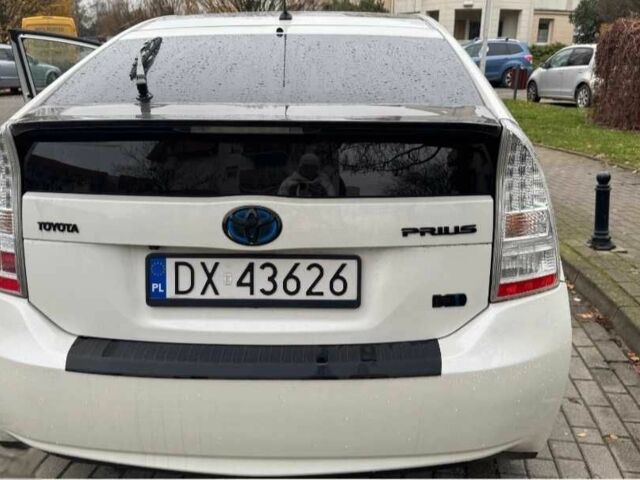 Белый Тойота Приус, объемом двигателя 1.8 л и пробегом 211 тыс. км за 2430 $, фото 5 на Automoto.ua