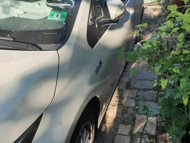 Белый Тойота Приус, объемом двигателя 0 л и пробегом 53 тыс. км за 6300 $, фото 2 на Automoto.ua