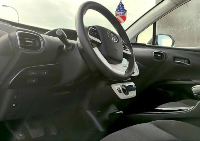 Белый Тойота Приус, объемом двигателя 0 л и пробегом 43 тыс. км за 14900 $, фото 5 на Automoto.ua