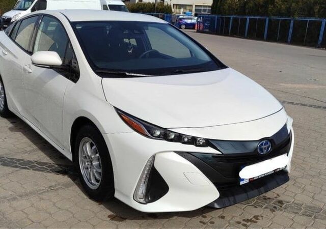 Белый Тойота Приус, объемом двигателя 0 л и пробегом 43 тыс. км за 14900 $, фото 1 на Automoto.ua