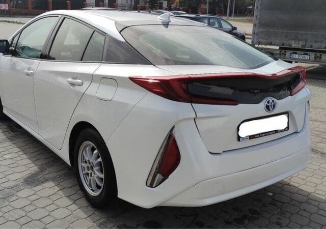 Белый Тойота Приус, объемом двигателя 0 л и пробегом 43 тыс. км за 14900 $, фото 2 на Automoto.ua