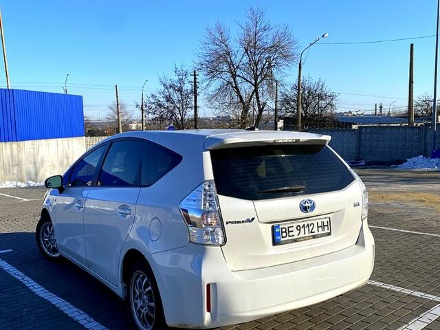 Білий Тойота Пріус, об'ємом двигуна 1.8 л та пробігом 212 тис. км за 15000 $, фото 3 на Automoto.ua