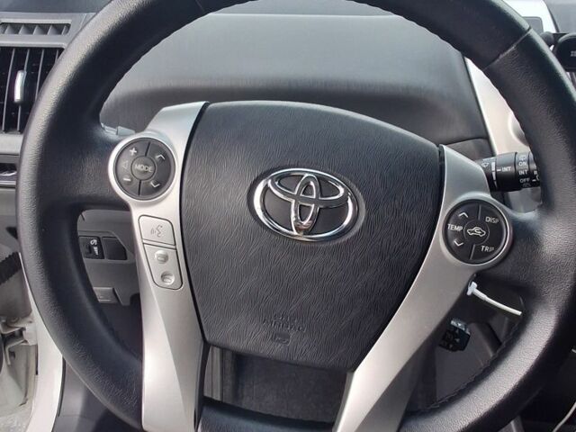 Білий Тойота Пріус, об'ємом двигуна 1.8 л та пробігом 225 тис. км за 11900 $, фото 16 на Automoto.ua