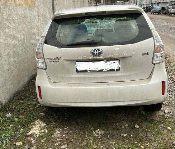 Білий Тойота Пріус, об'ємом двигуна 0 л та пробігом 3 тис. км за 1631 $, фото 2 на Automoto.ua