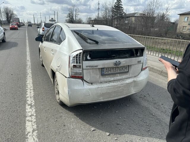 Білий Тойота Пріус, об'ємом двигуна 0.18 л та пробігом 130 тис. км за 2200 $, фото 6 на Automoto.ua