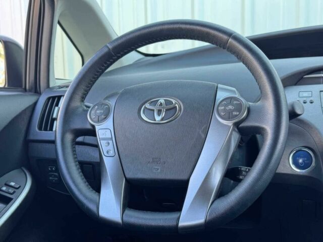 Білий Тойота Пріус, об'ємом двигуна 1.8 л та пробігом 84 тис. км за 2000 $, фото 6 на Automoto.ua