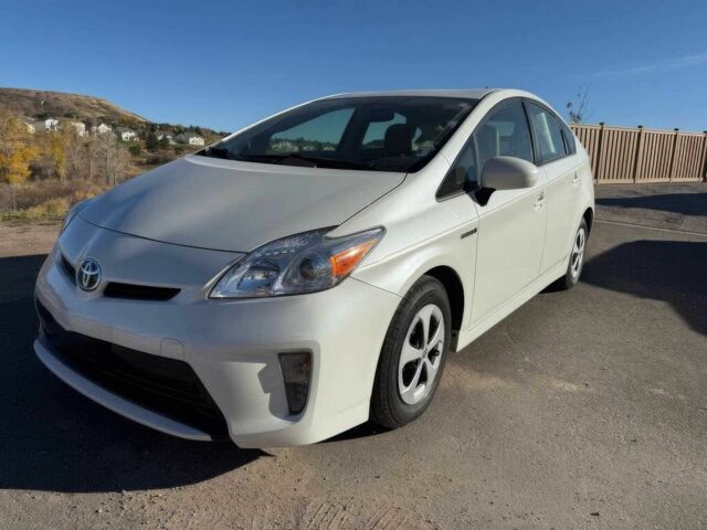 Тойота Приус 2013 в Черновцах на Automoto.ua Белый Тойота Приус, объемом двигателя 1.8 л и пробегом 87 тыс. км за 2100 $, фото 1 на Automoto.ua