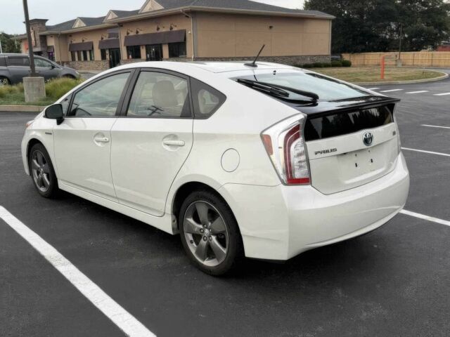 Білий Тойота Пріус, об'ємом двигуна 1.8 л та пробігом 79 тис. км за 6500 $, фото 2 на Automoto.ua