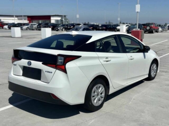 Білий Тойота Пріус, об'ємом двигуна 1.8 л та пробігом 32 тис. км за 15000 $, фото 5 на Automoto.ua